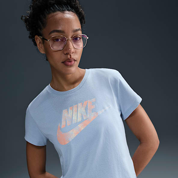 Graphic Tees for Women. Nike.com